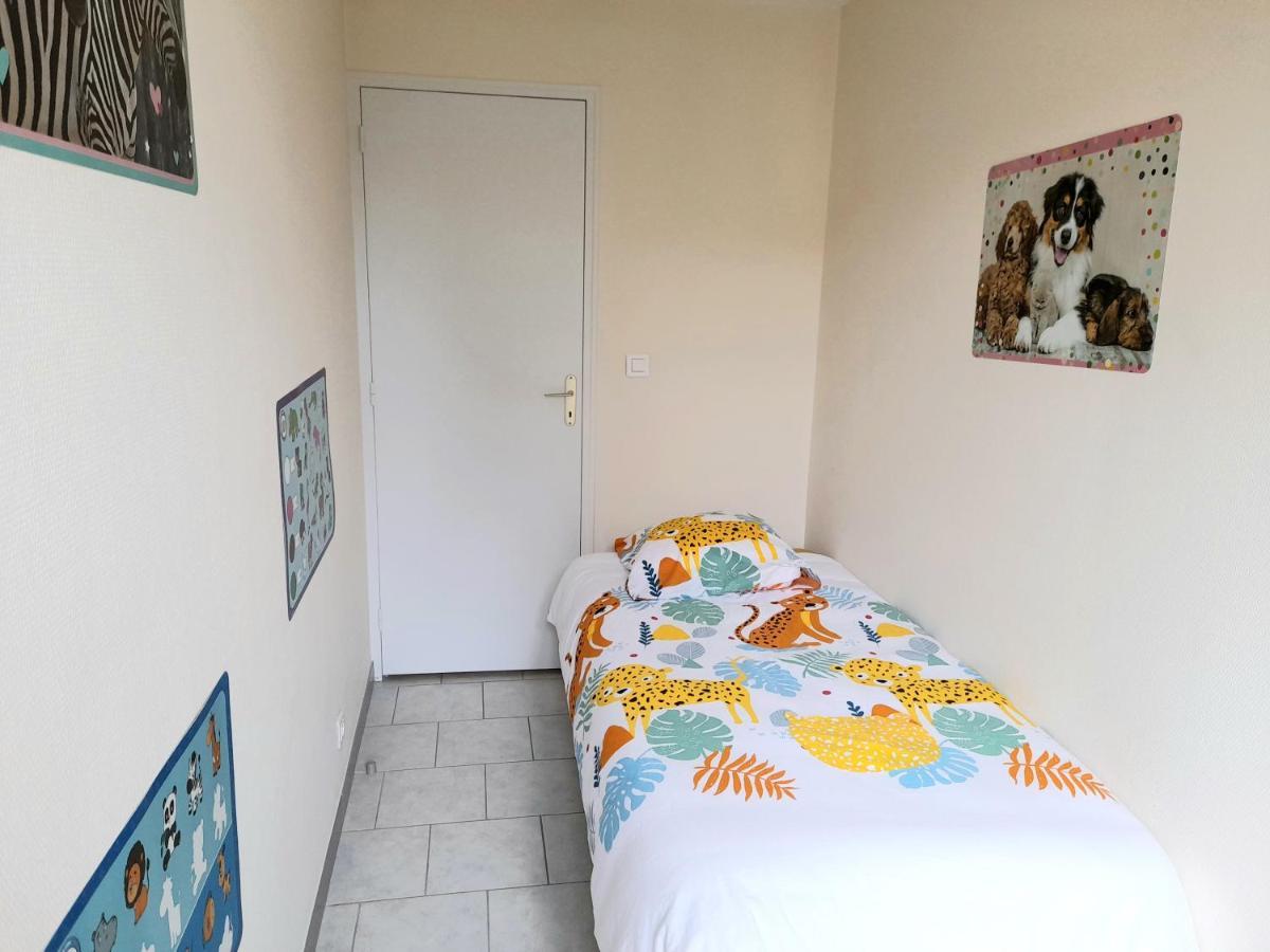Animalier Apartment Joigny Exterior foto
